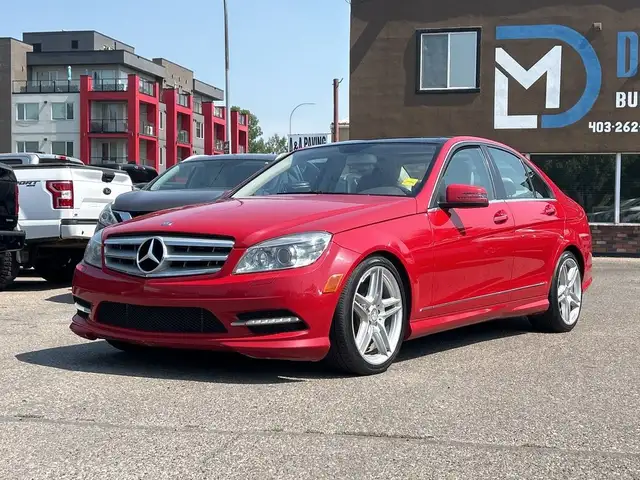 2011 Mercedes-Benz C-Class C 350 dans Autos et camions dans Calgary - Image 2