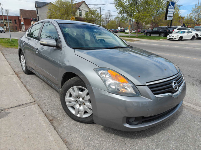 2009 Nissan Altima 3.5 S LOW KMS! EXTRA CLEAN ALTIMA, RUST P... in Cars & Trucks in Ottawa