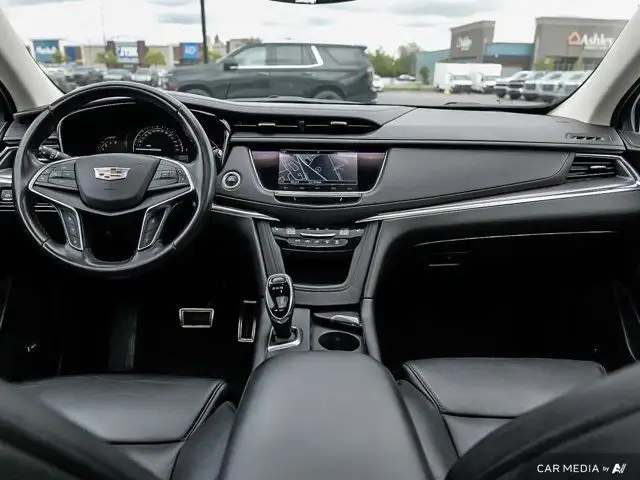 2018 Cadillac XT5 Luxury AWD | Navigation | AWD | Sunroof in Cars & Trucks in Windsor Region - Image 28