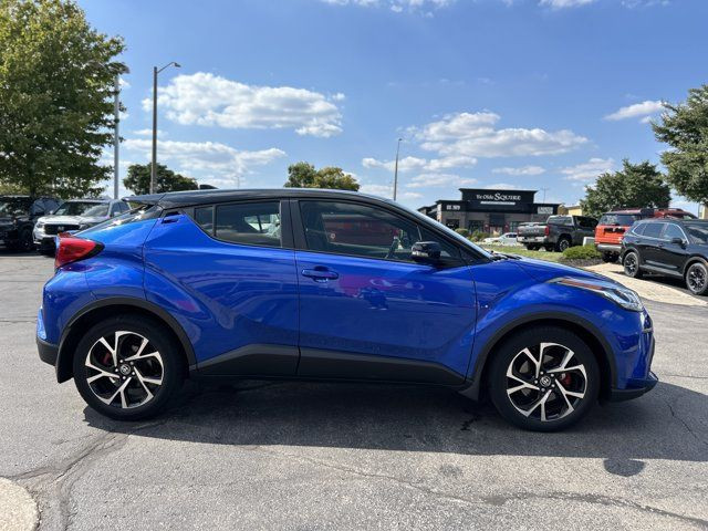 2021 Toyota C-HR XLE Premium | Clean CarFax in Cars & Trucks in Hamilton - Image 4