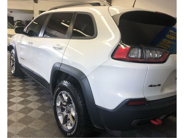  2019 Jeep Cherokee Trailhawk Elite, Fully Loaded, Accident Free in Cars & Trucks in North Bay - Image 3