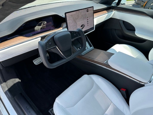 2022 Tesla Model S 1 Owner Clean Carfax Full Self Drive Winter t in Cars & Trucks in Mississauga / Peel Region - Image 3
