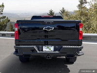 This Chevrolet Silverado 1500 delivers a sturdy engine powering this Automatic transmission.* This C... (image 4)