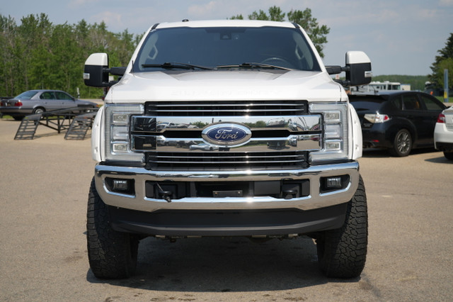 2018 Ford Super Duty F-350 SRW LARIAT in Cars & Trucks in Red Deer - Image 2