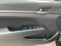 2018 Hyundai Elantra GL comes with Sunroof, heated seats, Bluetooth, backup camera, power windows &... (image 9)