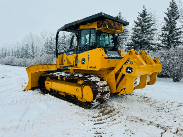 2014 DEERE 750K LGP DOZER  in Heavy Equipment in Calgary - Image 3