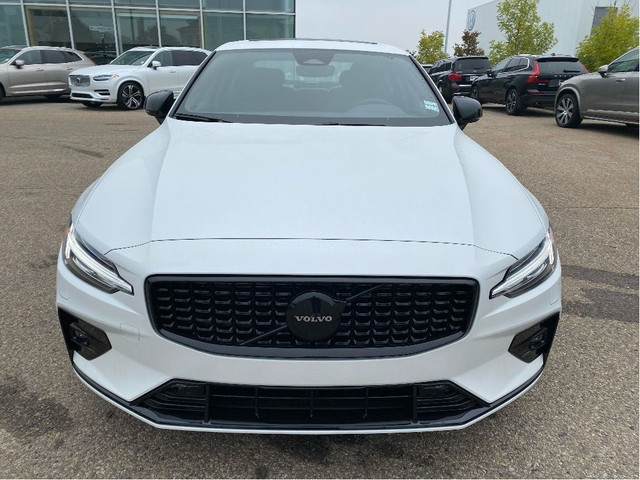 2023 Volvo S60 B5 AWD Core - Black Edition in Cars & Trucks in Edmonton - Image 2