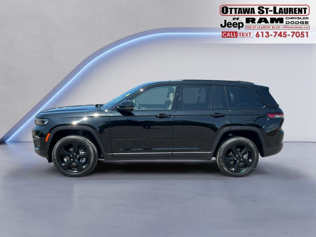 2025 Jeep Grand Cherokee Limited 4x4 in Cars & Trucks in Ottawa - Image 2
