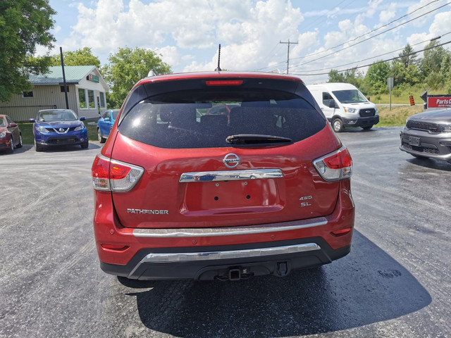 2016 Nissan Pathfinder SL 4WD in Cars & Trucks in Belleville - Image 4