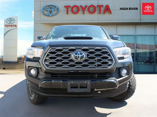 2020 Toyota Tacoma 4x4 Double Cab TRD SPORT Manual SB for sale in Cars & Trucks in Calgary - Image 3