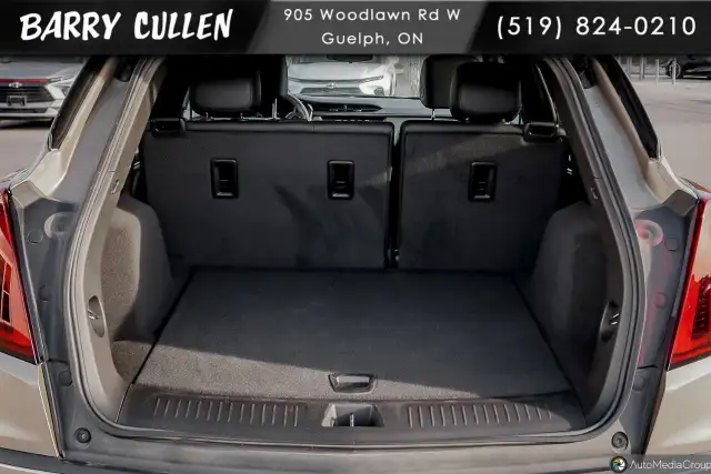2023 Cadillac XT5 in Cars & Trucks in Guelph - Image 13