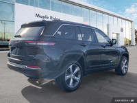 This Jeep Grand Cherokee delivers a Regular Unleaded V-6 3.6 L/220 engine powering this Automatic tr... (image 4)