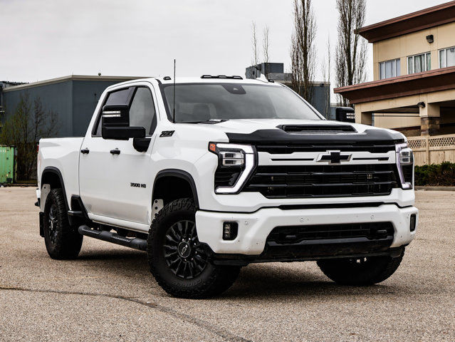 2024 Chevrolet Silverado 3500HD LTZ 6.6L Z71 Sport Edition in Cars & Trucks in Strathcona County - Image 2
