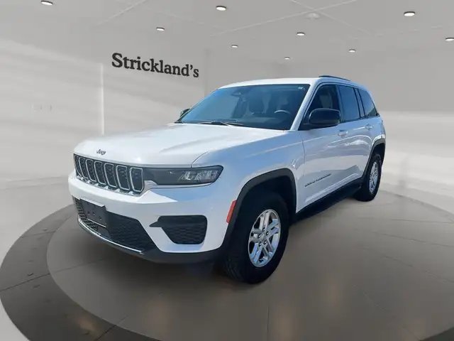 2023 JEEP GRAND CHEROKEE 4X4 LAREDO 4X4 in Cars & Trucks in Stratford - Image 3