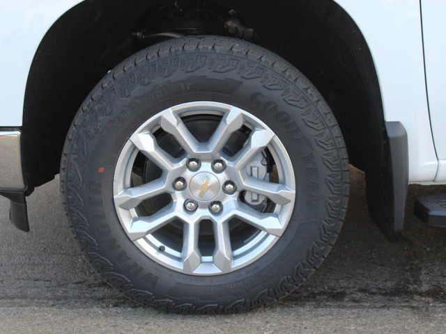 2024 Chevrolet Silverado 1500 LT 5.3L V8|Z71 OFF-ROAD PKG|H/CLOT in Cars & Trucks in St. Albert - Image 4