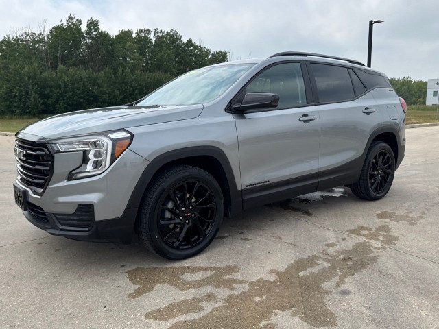 2024 GMC Terrain in Cars & Trucks in Winnipeg