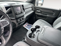 THIS 5500 CREWCAB CAB CHASSIS COMES WITH A 6.7 CUMMINS DIESEL, SLT OPTIONS PACKAGE, POWER TAKE OFF P... (image 9)