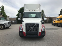 2021 VOLVO VNL84300;Heavy Duty Trucks - CONVENTIONAL W/O SLEEPER Penske Location 632 BELGRAVE WAY DE... (image 1)