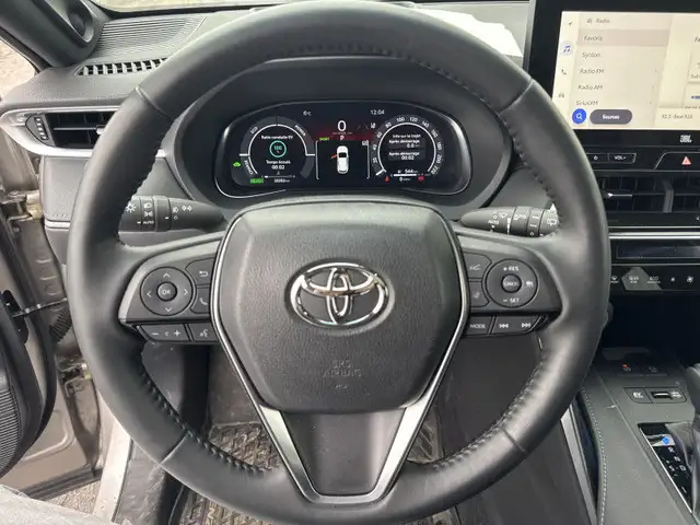 2023 TOYOTA VENZA VENZA 2023 | LIMITED | HYBRIDE | BAS KM | CUIR in Cars & Trucks in Laval / North Shore - Image 6