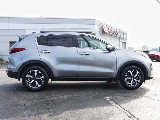 2020 Kia Sportage LX | Heated Seats | Carplay | No Accidents in Cars & Trucks in Oakville / Halton Region - Image 3