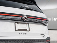 This Volkswagen Taos delivers a Intercooled Turbo Regular Unleaded I-4 1.5 L/91 engine powering this... (image 8)