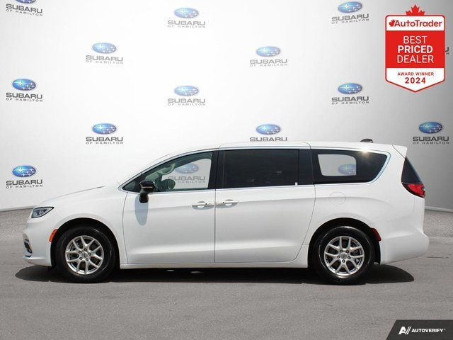 2024 Chrysler Pacifica Touring-L in Cars & Trucks in Hamilton - Image 2