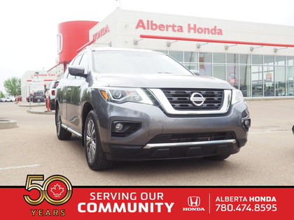 2017 Nissan Pathfinder SV 4WD. Heated Steering. SiriusXM. Heated in Cars & Trucks in Edmonton