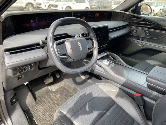 2025 Lincoln Nautilus Reserve | Panoramic Roof | Power Liftgate in Cars & Trucks in Edmonton - Image 4
