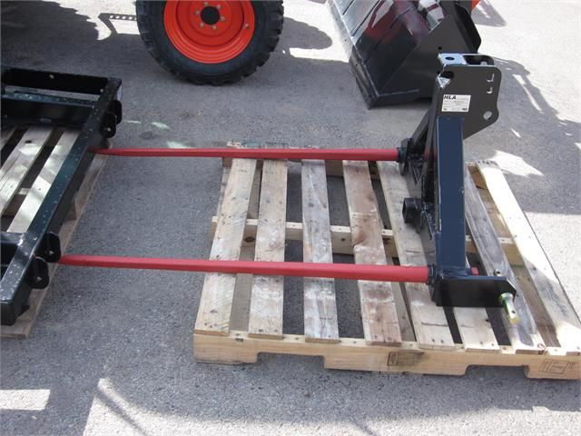 NEW HLA Double 3 Point Hitch Bale Spear in Farming Equipment in Strathcona County - Image 4