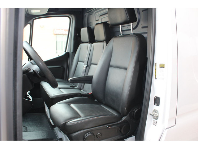 2023 Mercedes-Benz Sprinter Cargo Van 177\" EXTRA EXTENDED - \"D in Cars & Trucks in City of Toronto - Image 4