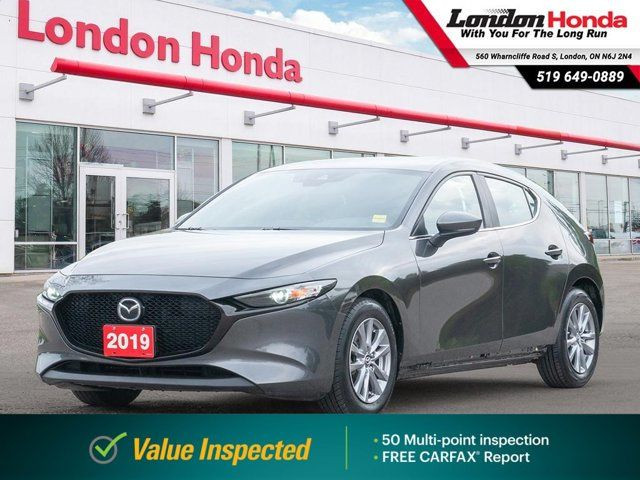 2019 Mazda Mazda3 Sport GS| Clean Carfax | Leather Seats in Cars & Trucks in London