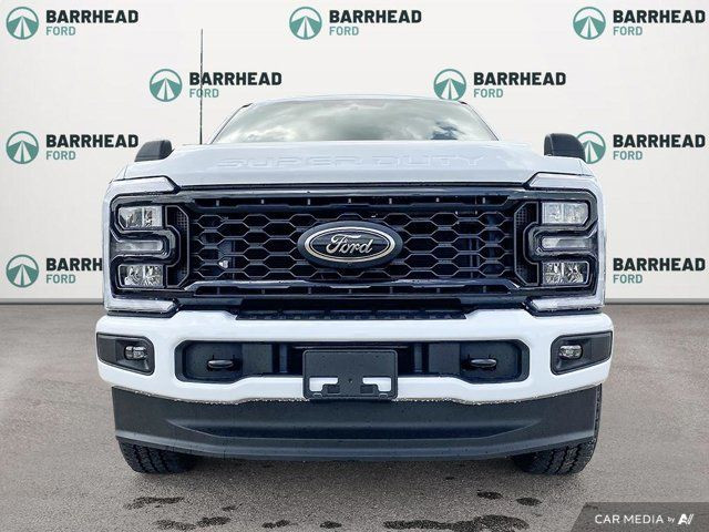 2025 Ford Super Duty F-350 SRW XLT 4WD Crew Cab 8' Box in Cars & Trucks in Edmonton - Image 2