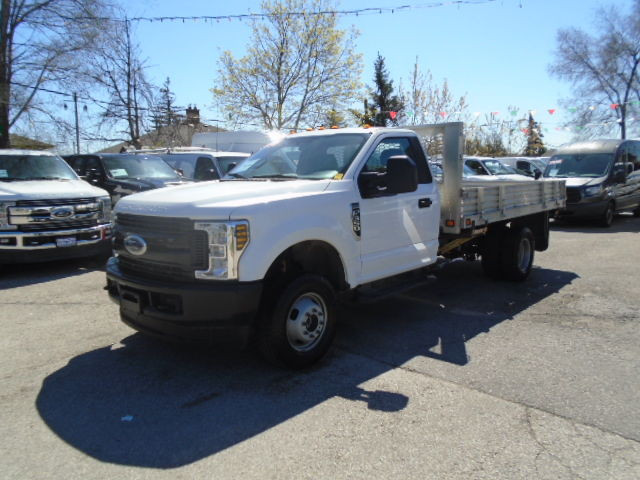 2019 Ford Super Duty F-350 DRW XL in Cars & Trucks in City of Toronto - Image 2