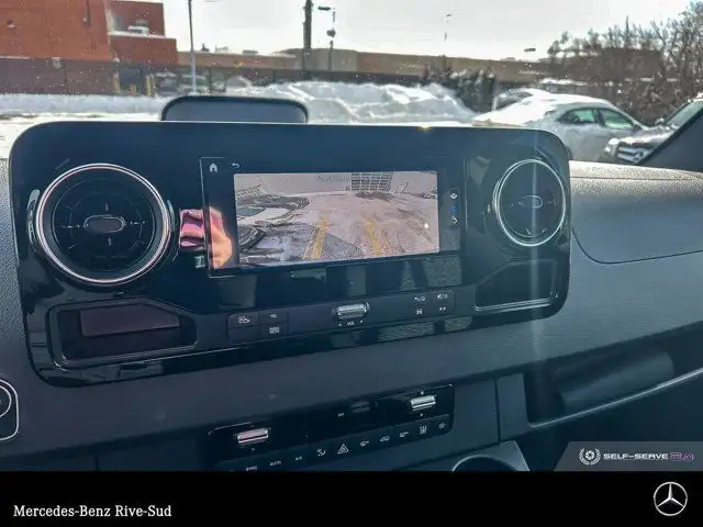 2025 Mercedes-Benz Sprinter 2500 144 Wheelbase High Roof RWD in Cars & Trucks in Longueuil / South Shore - Image 21