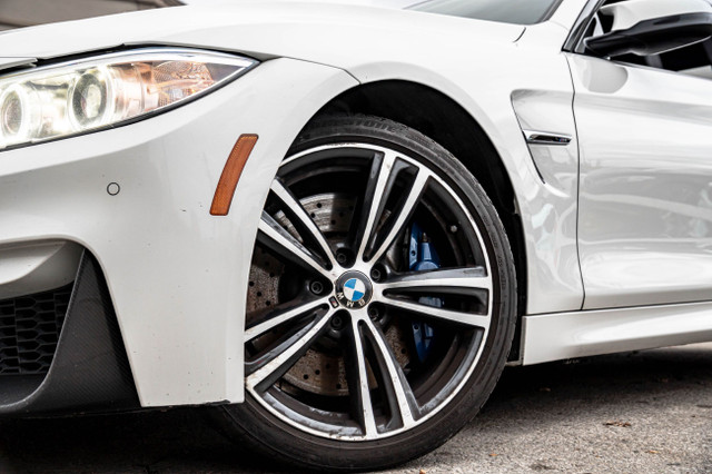 2015 BMW M4 COUPE | CLEAN CARFAX | CARBON PKG | NAVI | SUNROOF | in Cars & Trucks in City of Toronto - Image 3