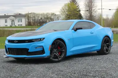 Magnifique Chevrolet Camaro 1SS 1LE Coupe 2023 ! Transmission manuelle 6 vitesses avec Rev-Matching...