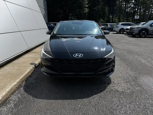 Hyundai Elantra Preferred Sièges & Volant Chauffant Carplay Mags in Cars & Trucks in Trois-Rivières - Image 3