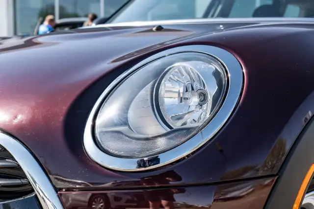 2019 Mini Clubman Cooper | LOW KM'S | ACCIDENT FREE dans Autos et camions dans Ville d’Edmonton - Image 7