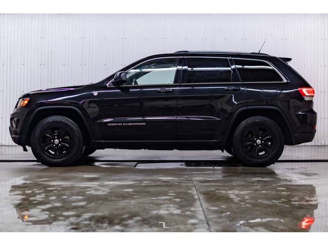 2014 Jeep Grand Cherokee 4x4 Laredo PSeat in Cars & Trucks in Grande Prairie - Image 3