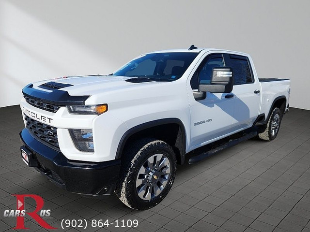 2022 Chevrolet Silverado 2500HD Custom in Cars & Trucks in Bedford