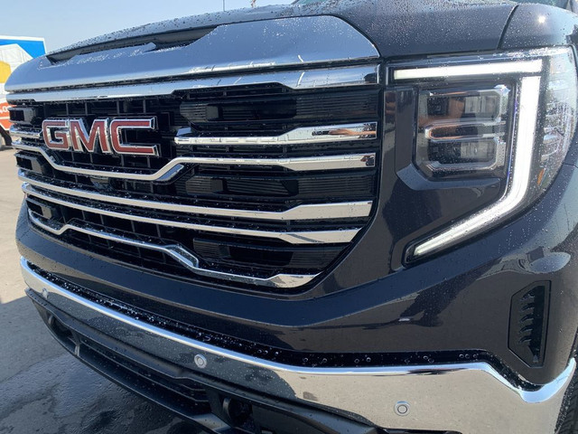 2026 GMC Sierra 1500 SLT in Cars & Trucks in Calgary - Image 3