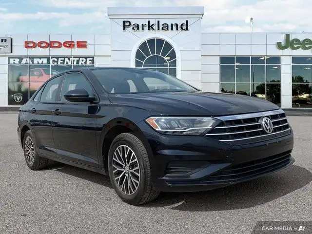 2021 Volkswagen Jetta Highline Sunroof Nav Capable in Cars & Trucks in St. Albert - Image 8