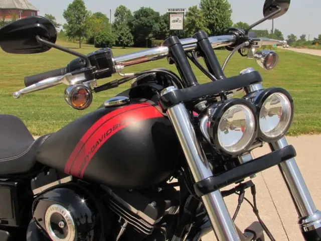 2014 Harley-Davidson FXR Dyna Touring FXDF Fat Bob in Sport Touring in Leamington - Image 6