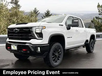 This Chevrolet Silverado 3500HD boasts a powerful engine powering this Automatic transmission.* This...