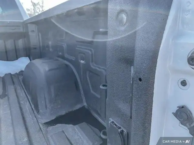 2023 GMC Sierra 1500 SLE Crew Cab 4x4 | Clean Carfax in Cars & Trucks in Brandon - Image 29