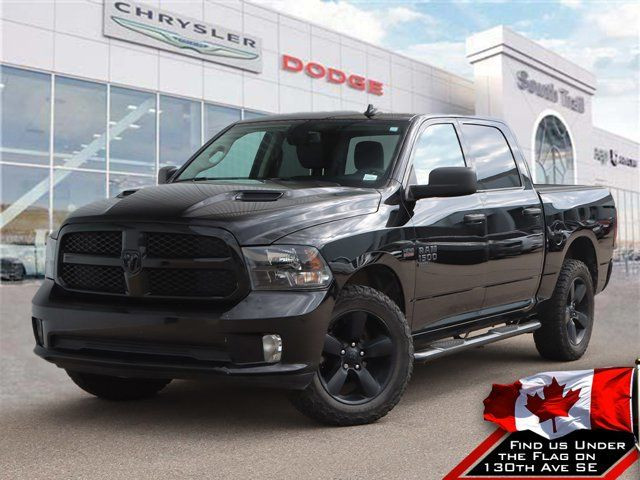 2021 Ram 1500 Classic Express 4x4 Crew Cab 5'7 Box in Cars & Trucks in Calgary