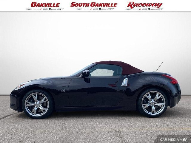 2010 Nissan 370Z TOURING | RWD | CONVERTIBLE | 3.7L V6 | LOW KMS in Cars & Trucks in Oakville / Halton Region - Image 3
