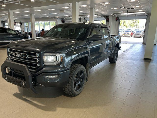 2018 GMC Sierra 1500 SLE Elevation 5.3 *Heated Seats* *Remote* in Cars & Trucks in Fort McMurray