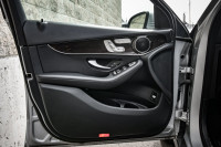 Low Mileage, Heated Seats, Rear View Camera, Blind Spot Assist, Crosswind Assist, Active Brake Assis... (image 9)