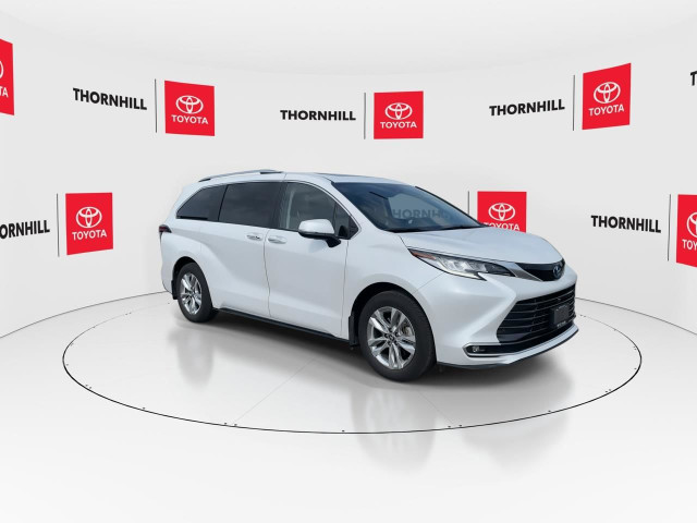 2024 Toyota Sienna Limited 7-Passenger 7 PASSENGER,NO ACCIDEN... in Cars & Trucks in City of Toronto - Image 3